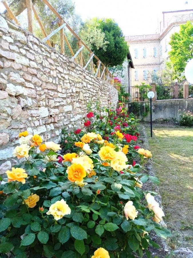 Residenza Messer Pajola Assisi Exterior foto