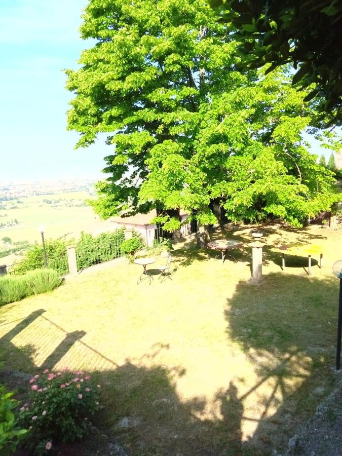 Residenza Messer Pajola Assisi Exterior foto